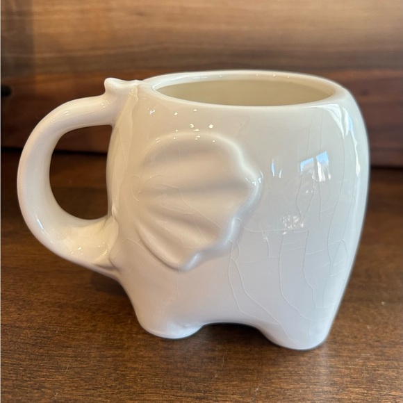 Tag Brand Elephant Coffee Cup - White Ceramic Some Flaws Please Review Pictures. - Picture 3 of 7